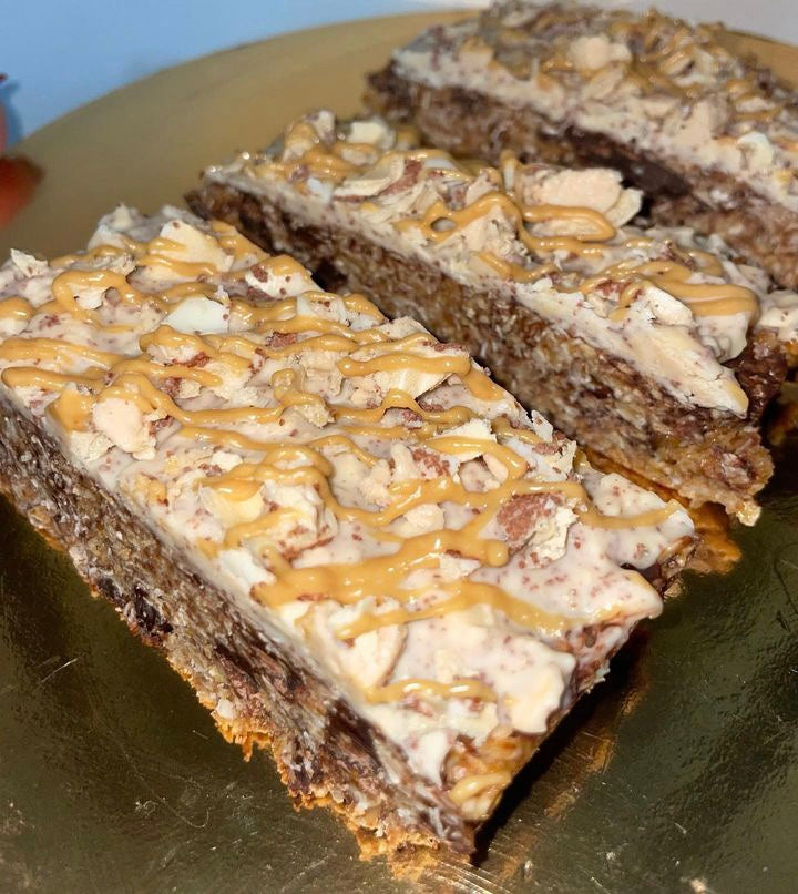 WHITE CHOCOLATE PEANUT BUTTER PROTEIN BARS MUNCH A BUNCH