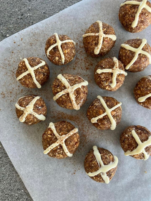 HOT CROSS BUNS BALLS