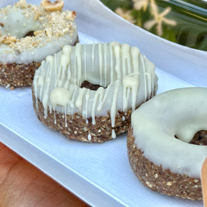 WHITE CHOCOLATE DONUTS *LIMITED EDITION*