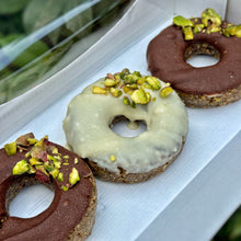 Load image into Gallery viewer, MIXED PISTACHIO DONUTS