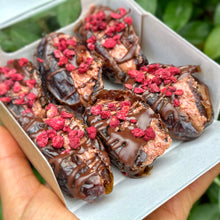 Load image into Gallery viewer, VANILLA RASPBERRY DATE BITES *PINKTOBER SPECIAL*