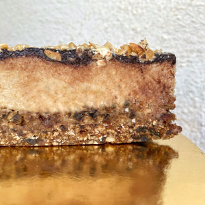 VANILLA TOFFEE CHOC CAKE (aka GOLDEN GAYTIME)